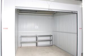 1-800-Self-Storage.com on W. Maple Troy
