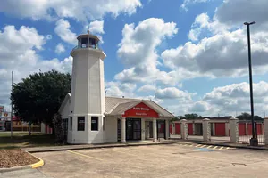Public Storage - Houston - 7901 Highway 6 S