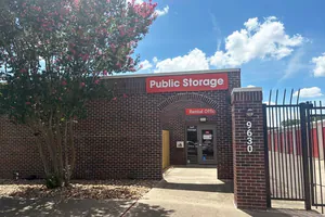 Public Storage - Houston - 9630 Hillcroft Street