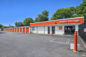 Public Storage - Portland - 1921 N Gantenbein Ave