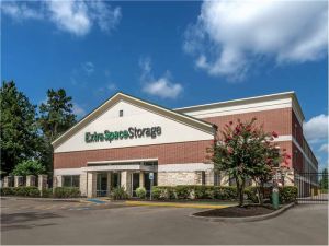 Extra Space Storage - 1647 - Woodlands - West Branch Crossing Drive