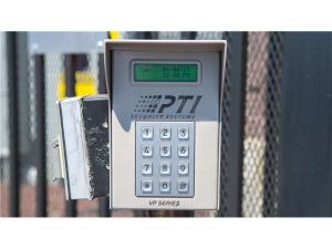 Extra Space Storage - 1122 - North Hollywood - Van Owen