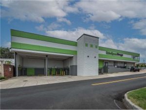 Extra Space Storage - 1439 - Baltimore - N Howard St