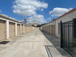 Ideal Self Storage - San Antonio