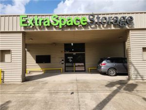 Extra Space Storage - 3100 - Beaumont - College St