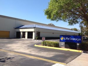 Life Storage - 3136 - Boca Raton - SW 18th St