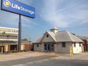 Life Storage - 4157 - Houston - 10114 Katy Fwy