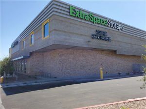 Extra Space Storage - 7412 - Phoenix - 6316 N 7th St