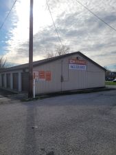 Mini Mall Storage - Cloverdale - 52 54E Water St