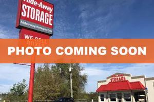 Public Storage - Spring Hill - 1000 Commercial Way