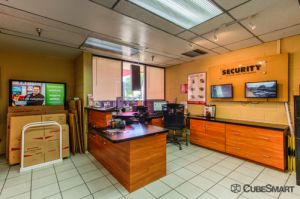 CubeSmart Self Storage - Tucson - 3265 E Speedway Blvd
